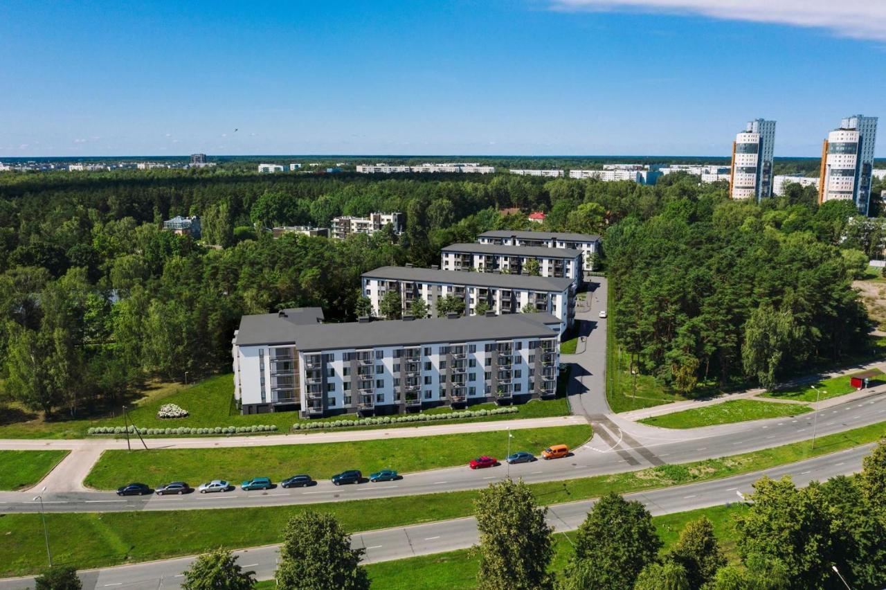 Cozy 2-Bedrooms Apartment In A New Complex Near The Airport And The Center Рига Екстер'єр фото